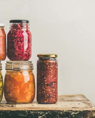Nie tylko kiszone ogórki: przetwory z warzyw dookoła świata