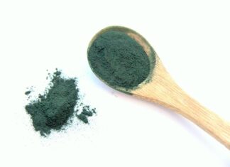 Co daje spirulina na twarzy?