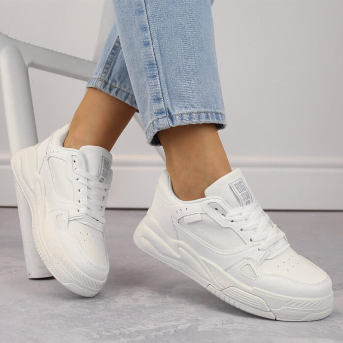 Białe buty sportowe damskie