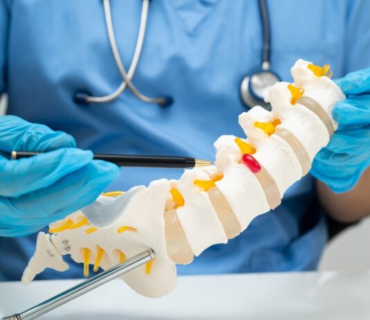 Operacja przepukliny kręgosłupa